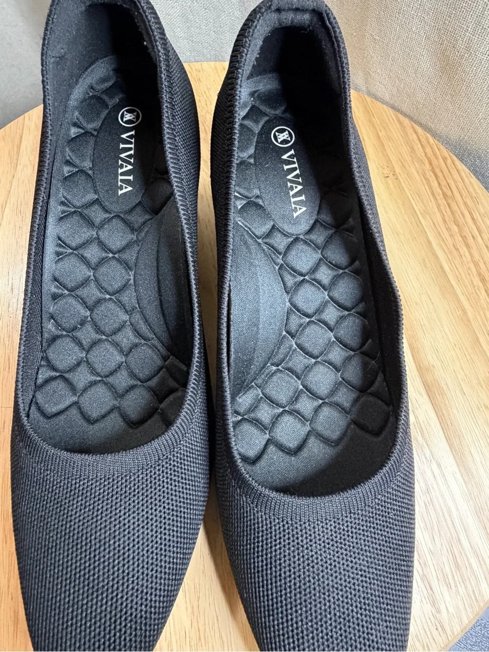 Vivaia women’s wedge